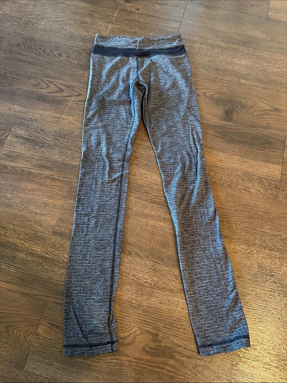 Lululemon Gray Knit Leggings with Contrast Waistband